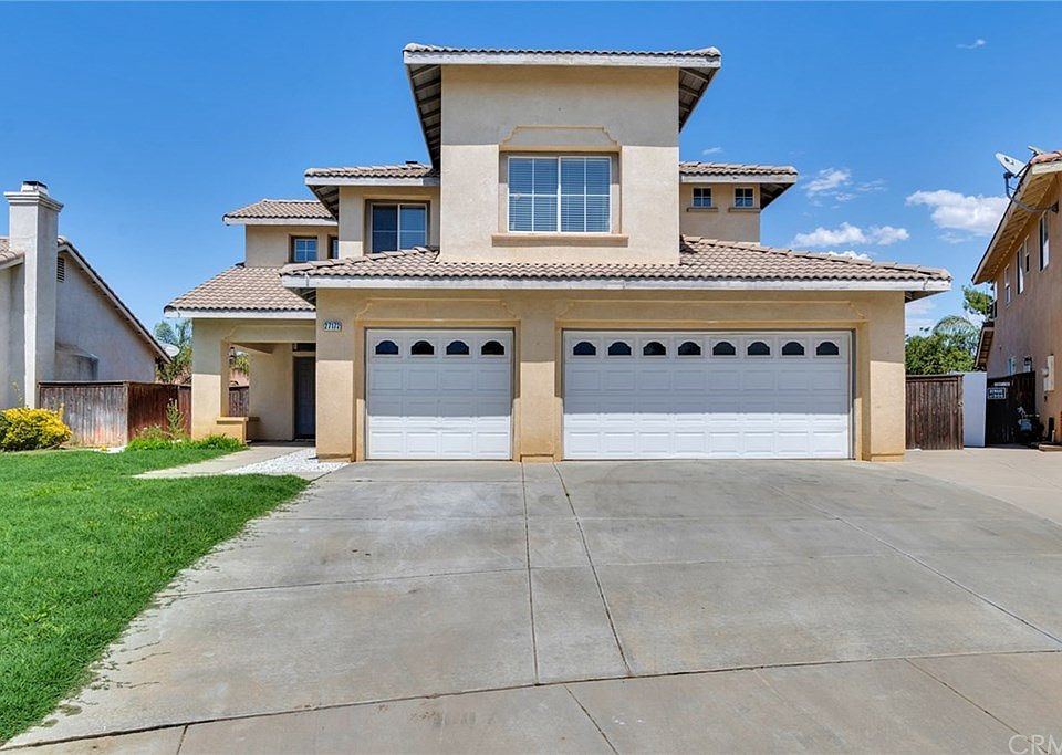 1st image of 27172 Paige Cir