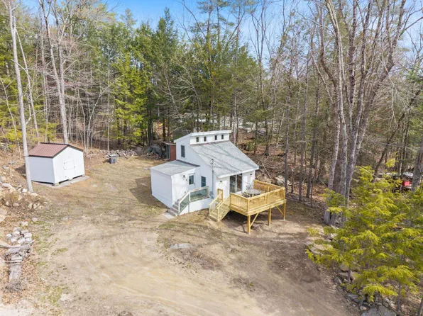 322 Long Shores Drive, Barrington, NH 03825