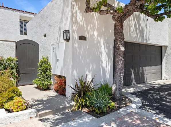 21 Crest Cir #10, Corona Del Mar, CA 92625