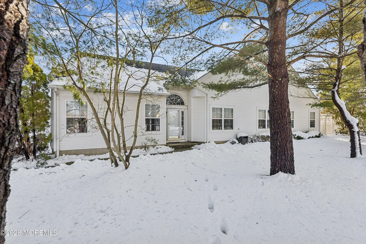 2 Belvedere Drive S photo 1