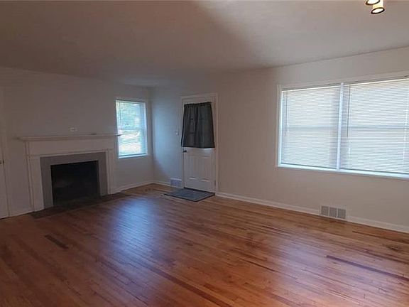 5th image of 308 Dawnview Ave