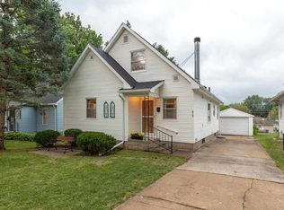 810 Easton Ave, Waterloo, IA 50702
