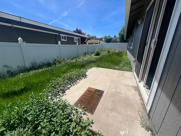 453 SE Ponderosa Dr — Photo 12