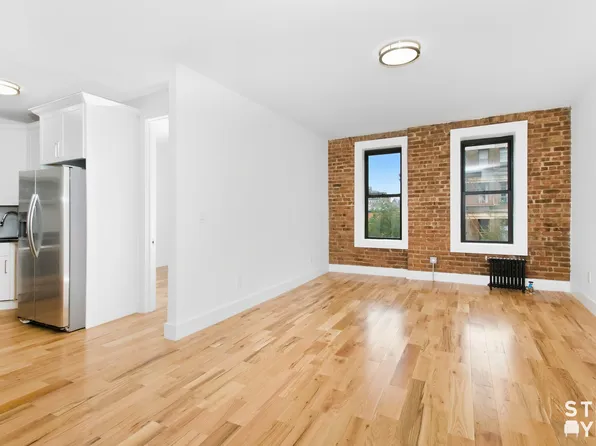 400 Clinton Ave, Brooklyn, NY