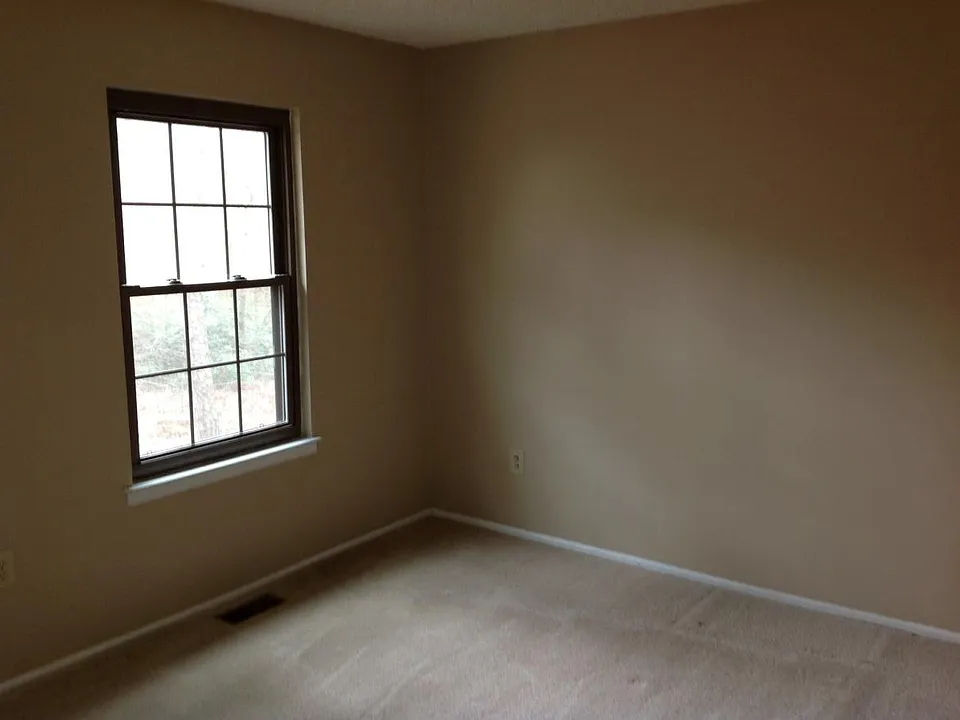 Back bedroom