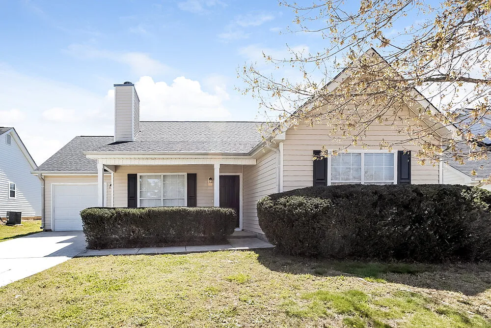 3 bed, 2.0 bath, 1528 sqft, $2,860 — Photo 1
