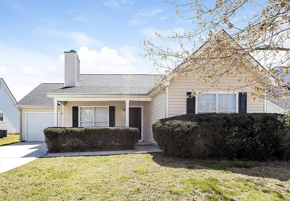 1077 Meadow Glen Cir