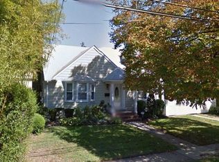 349 Green Ave, East Meadow, NY 11554
