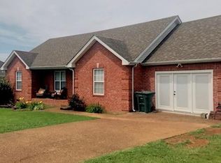 118 Irish Oaks Dr, Portland, TN