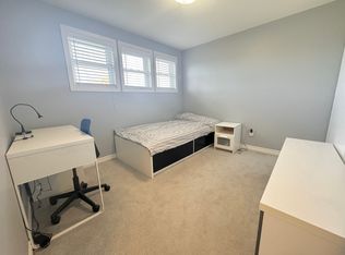 28 Greenboro Cres, Ottawa, ON K1T1W5