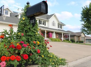 315 Jefferson St, Remsen, IA 51050