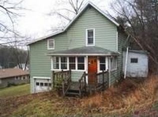 4134 3rd St SE, New Philadelphia, OH 44663