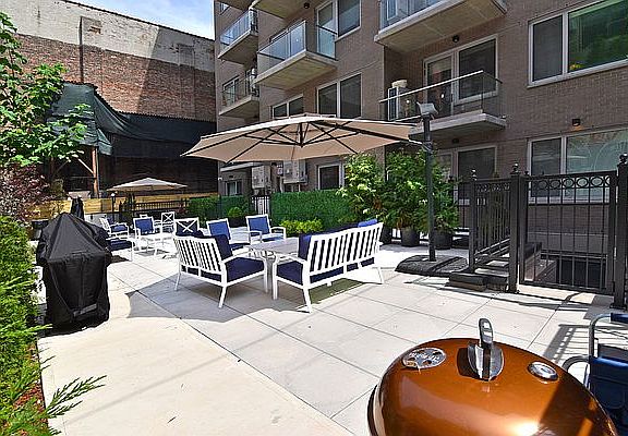 3rd image of 91 Attorney St #5F