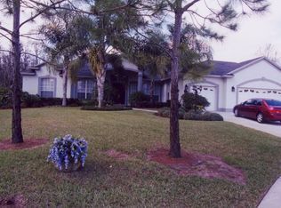 1401 Kensington Woods Dr, Lutz, FL 33549