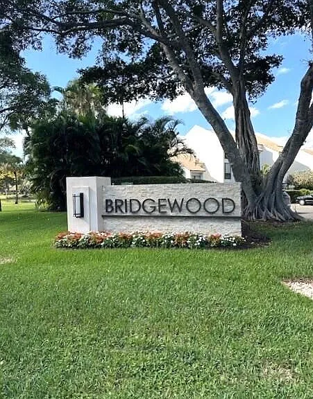 1405 Bridgewood Dr #1405 — Photo 3