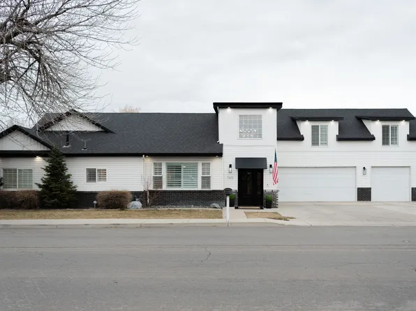 745 E Maple St, Mapleton, UT 84664