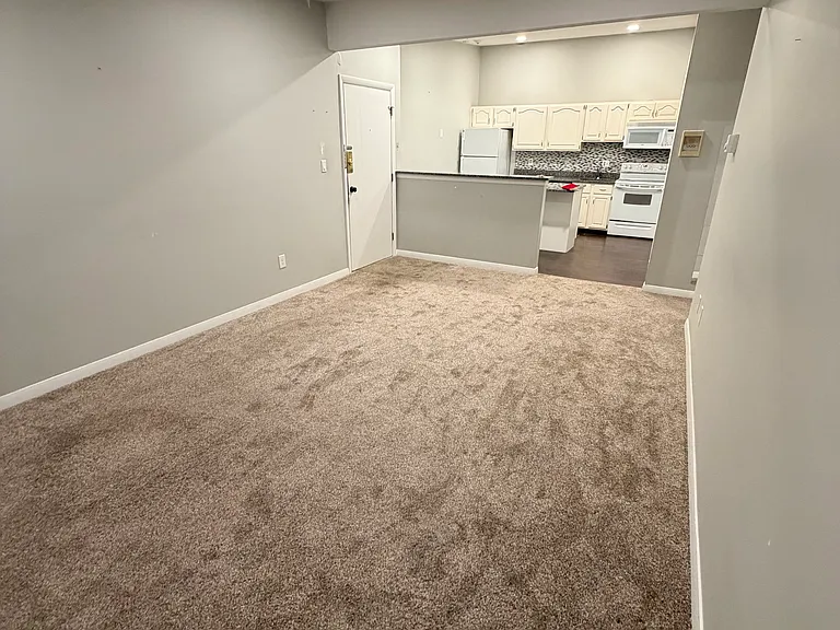 74 Beach St #2-11 — Photo 2