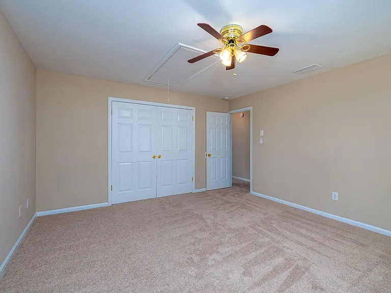 1789 Moonstone Dr — Photo 32