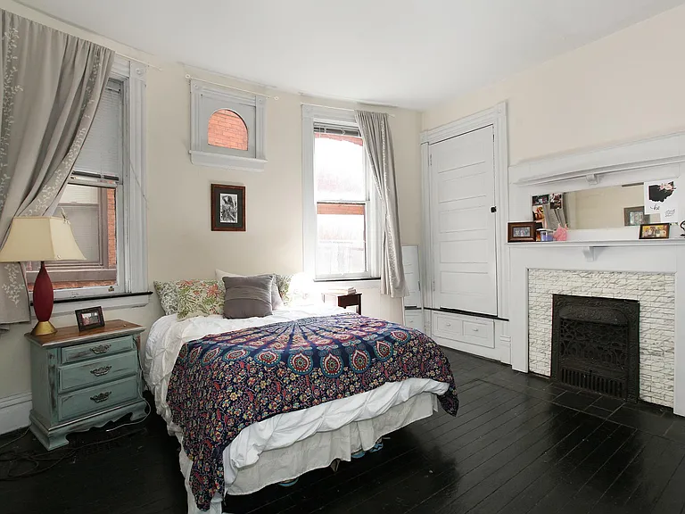 714 Filbert St #1 — Photo 1
