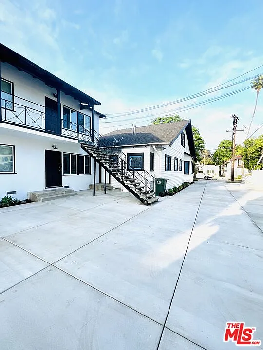 1 bed, 1.0 bath, 525 sqft, $2,250 — Photo 2