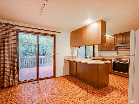 5th image of 20726 78th Ave SE