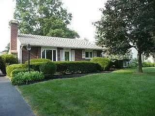 2208 Edington Rd photo 1