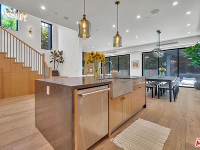 4207 Beethoven St, Los Angeles, CA, 90066