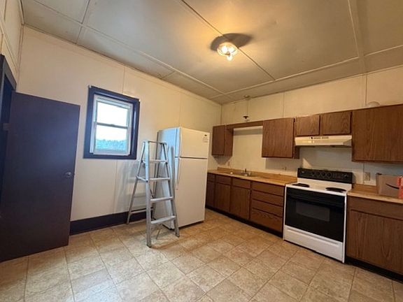 5th image of 14232 County Hwy S #8