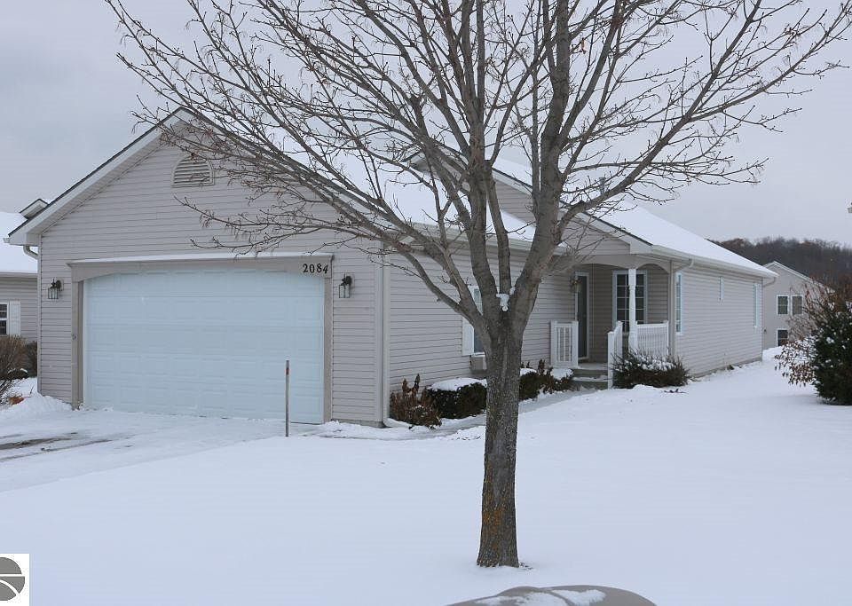 1st image of 2084 Landview Dr #10