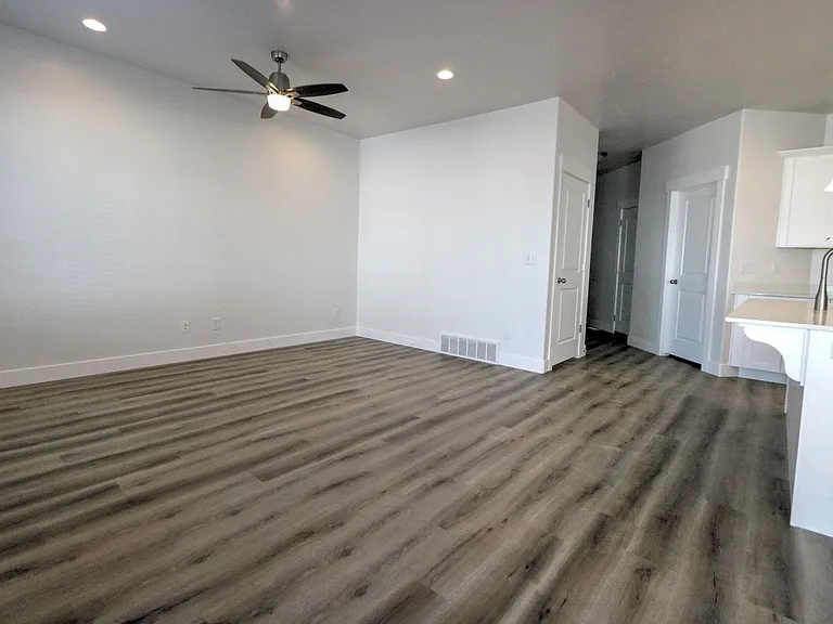 1720 N 3830 W — Photo 4