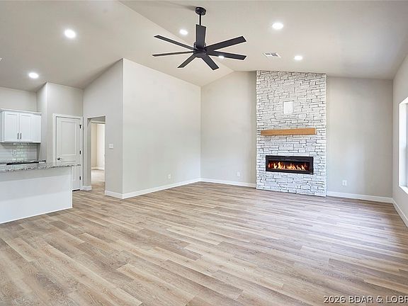 4th image of 473 Spring Creek Dr