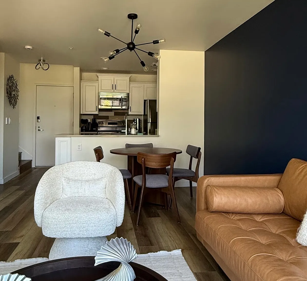 2415 2nd Ave — Photo 3