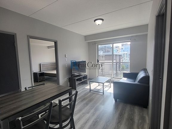 4th image of 275A Larch St #1-606