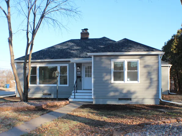 1611 Coffelt Ave, Davenport, IA 52803