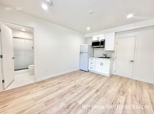 3742 Westwood Blvd #A, Los Angeles, CA 90034