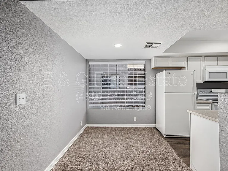 1077 W 1st St #203 — Photo 6