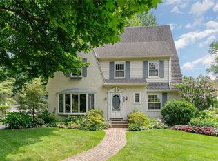 300 Pelham Rd, Rochester, NY 14610