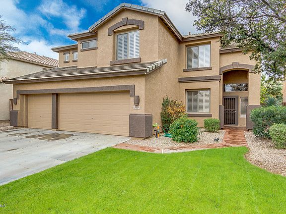 2nd image of 2823 E Indian Wells Pl