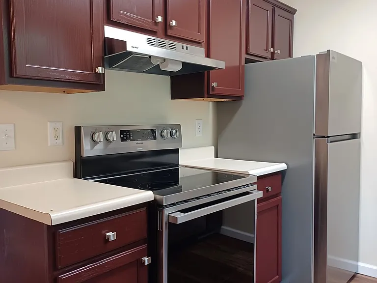 2043 Edgewood Dr #2 — Photo 9