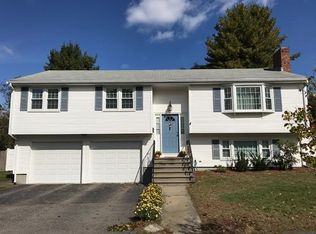 16 Briar Hill Ln, Waltham, MA 02452
