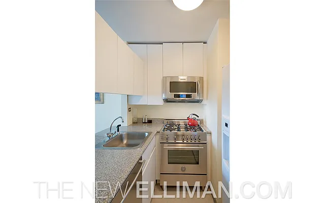Sold by Douglas Elliman | media 10