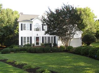 15 Grape Vine Ct, Greenville, SC 29607