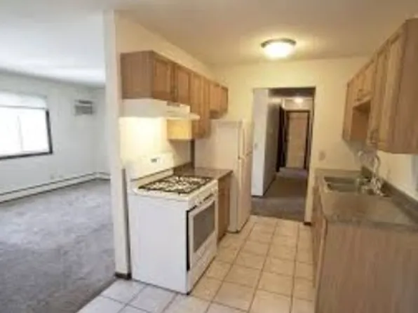 Twin Lakes Apartments