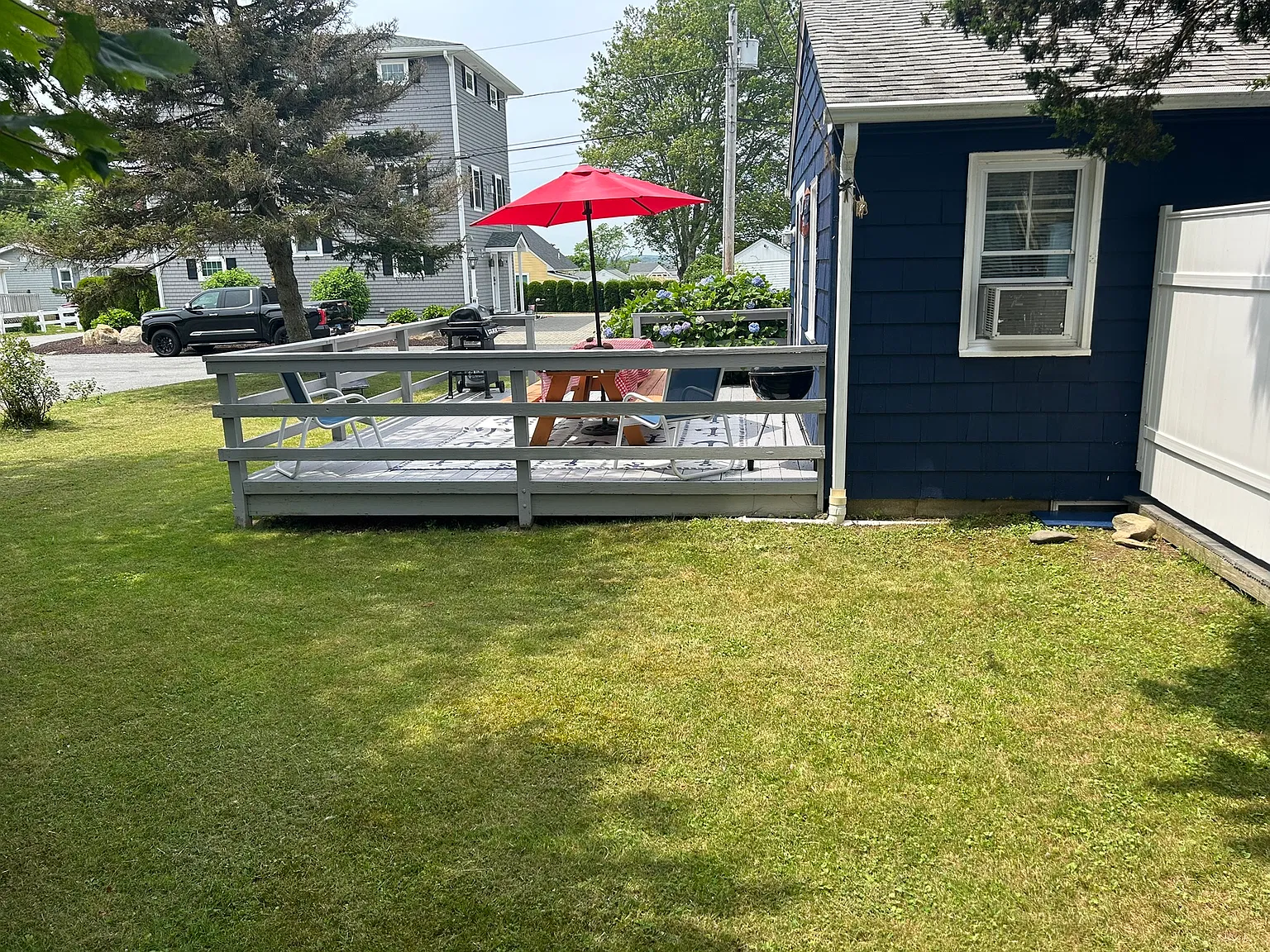2 bed, 560 sqft, $1,800 — Photo 2