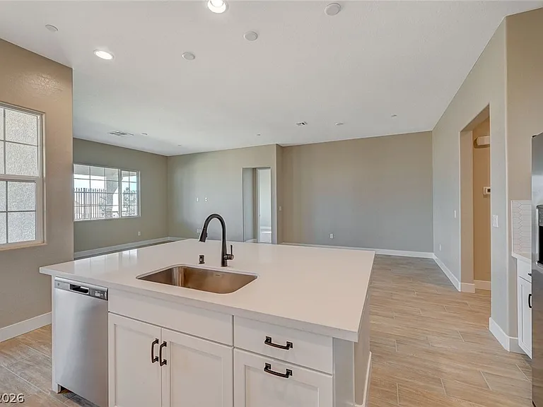 7460 Hadnot St — Photo 13