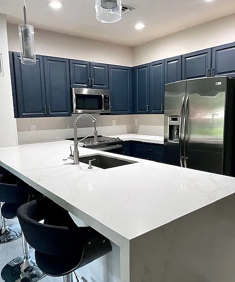 1600 SW 33rd Ct — Photo 2