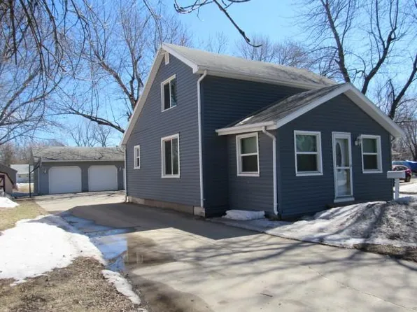 1010 Humiston Ave, Worthington, MN 56187