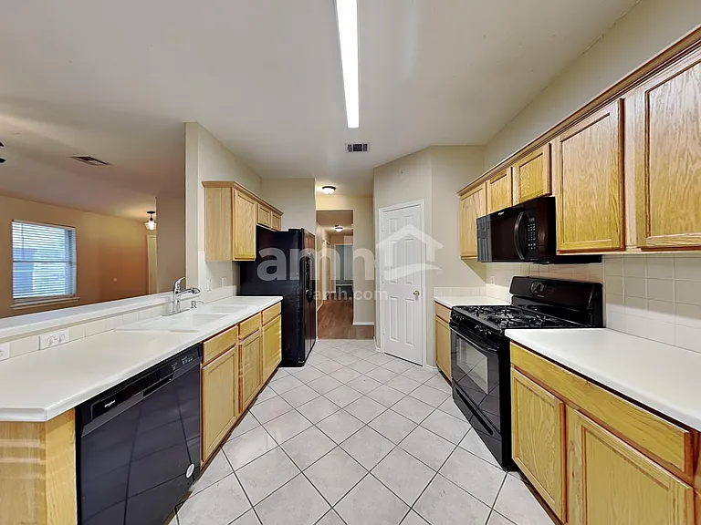 2131 Jester Farms Rd — Photo 3