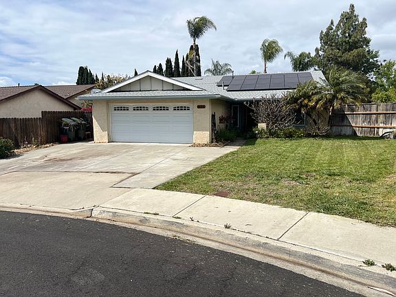 2nd image of 605 Palmbark St
