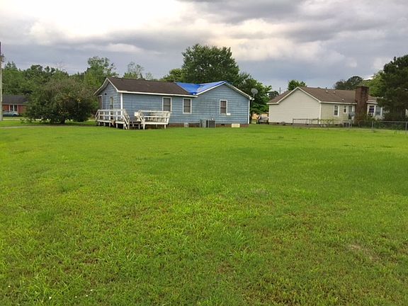 5th image of 1550 Westmont Dr